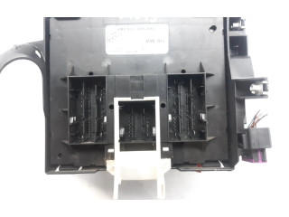 Pojistková skříňka 5Q0937503F Volkswagen PASSAT 2017