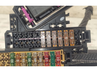 Pojistková skříňka 4L0971845 Audi Q7 4L 2008