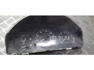 Панель приборов Mazda 626