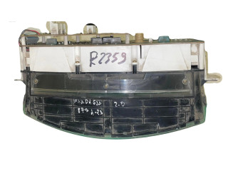 Панель приборов Mazda 626