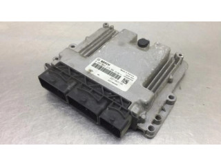 Блок управления двигателя 0281032215 Dacia Dokker