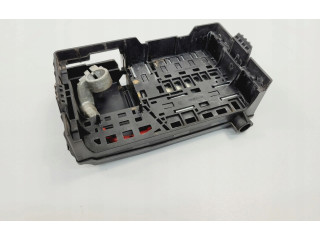 Блок предохранителей 525230582 Opel Meriva B