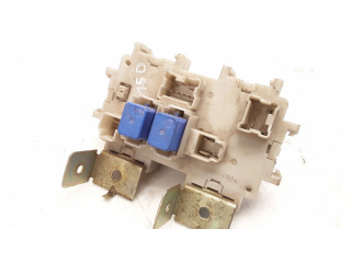 Блок предохранителей Nissan Titan