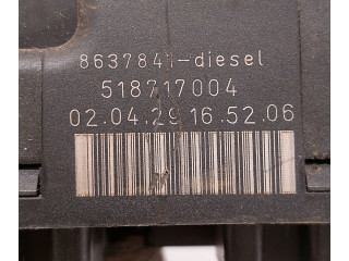 Блок предохранителей 518717004, 8637841   Volvo V70    