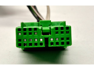 Зеркало электрическое Volvo S60 2001 - 2004 года