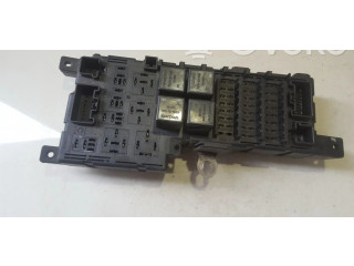Блок предохранителей  518323118, 9452993   Volvo V70    