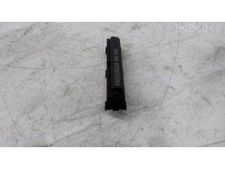 Включатель надувной подушки для пассажира