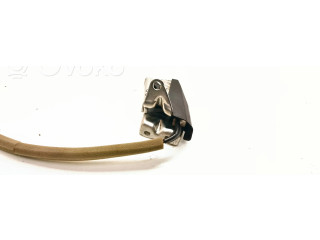 Замок багажника     Nissan NV200 2009- года