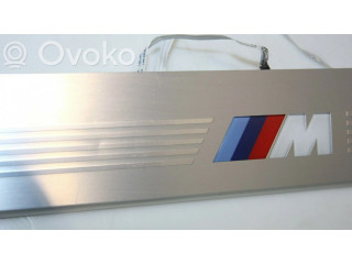 Отделка переднего порога кузова