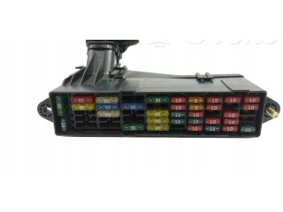 Блок предохранителей 8Z1941824 Audi A2