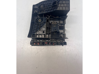 Pojistková skříňka 1K0937125A, 017183071 Volkswagen Tiguan 2010