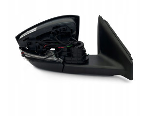 Зеркало электрическое        Skoda Karoq  2017 -  года   