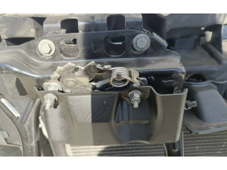 Комплект радиатора    Peugeot 208