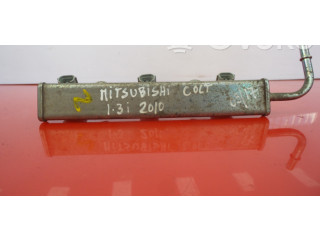 Топливная рампа MN143974-E, MN143974E   Mitsubishi Colt CZ3   для двигателя 3A91