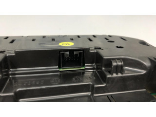 Přístrojová deska BMW X1 F48 F49 2016 9295445