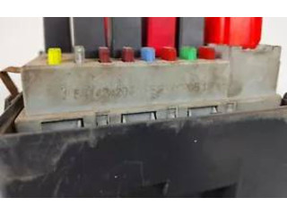 Блок предохранителей 51742420   Alfa Romeo GT    