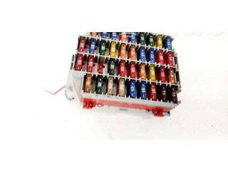 Блок предохранителей 9162439, 9162439 Volvo V70