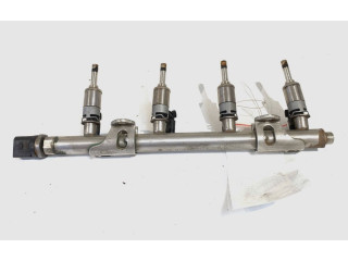 Топливная рампа 04E133320D Skoda Octavia Mk3 (5E)