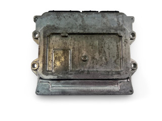 Блок управления двигателем Блок управления 32313937   Volvo XC90