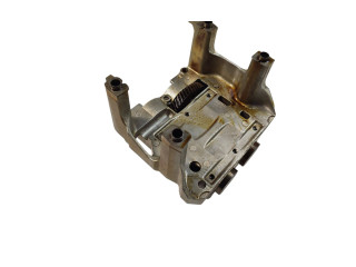 Масляный насос   FB5E6K360, FB5E6K360BE  Ford Edge II 