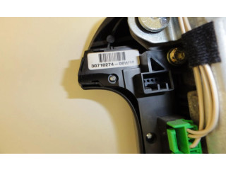 Подушка безопасности водителя 30754327   Volvo XC70