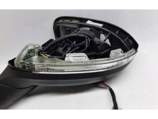 Зеркало электрическое Volkswagen Golf VIII 2019 - года