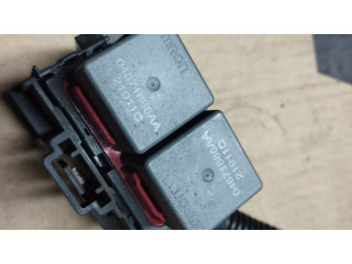 Pojistková skříňka Dodge Caliber 2007