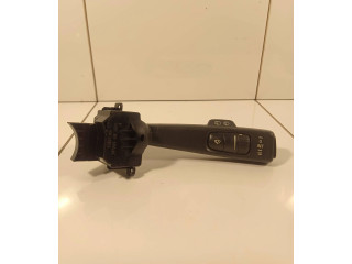 Ручка стеклоочистителей 17D770   Volvo V50