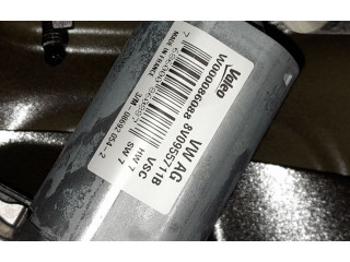 Моторчик заднего дворника 8V0955711B    Audi Q2 -