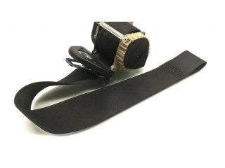 Передний ремень безопасности