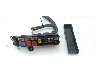 Блок предохранителей 8262250010   Lexus LS 430    