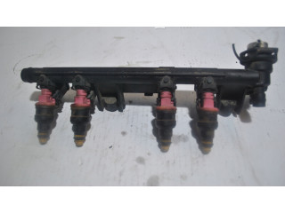 Топливная рампа 7700108667 Renault Clio II