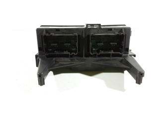 Блок предохранителей 04692073AB, L0023294AB Jeep Grand Cherokee (WK)