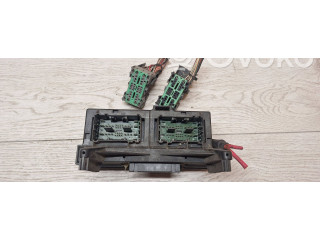 Блок предохранителей 04692084ab Jeep Grand Cherokee (WK)