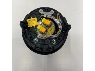 Подушка безопасности водителя    Mercedes-Benz GLC X254