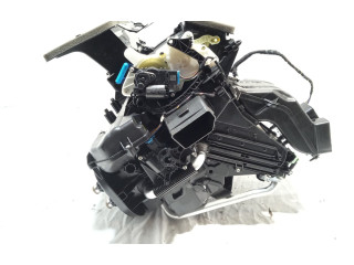 Блок управления климат-контролем 5Q1820353L Volkswagen Caddy