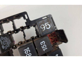 Блок предохранителей 6Q0972595A Skoda Fabia Mk1 (6Y)