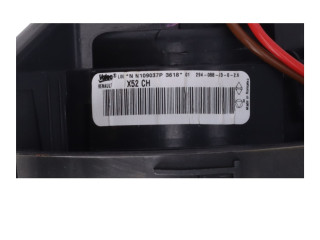 Вентилятор печки 272108821R Dacia Sandero