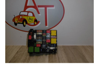 Блок предохранителей Peugeot 2008 I