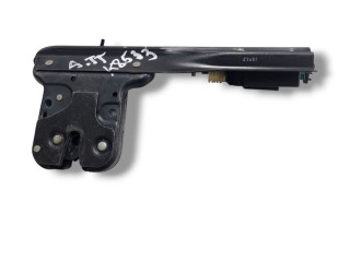 Замок багажника 8N0827505E    Audi TT Mk1 1999 - 2006 года