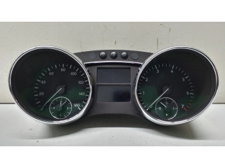 Панель приборов A2515408047, A2515403211   Mercedes-Benz R W251       