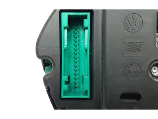 Панель приборов 88311298   Skoda Octavia Mk1 (1U)       