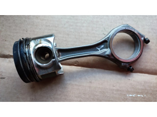 Píst 83L82 Audi A6 S6 C6 4F pro naftový motor 3.0