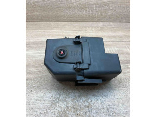 Блок предохранителей 1J0941389B Audi A3 S3 8L