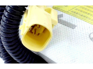 Подушка безопасности в сиденье 889102T100   KIA Optima