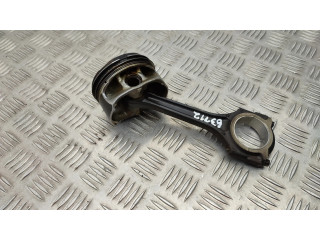 Píst Mercedes-Benz A W176 pro benzínový motor 1.6