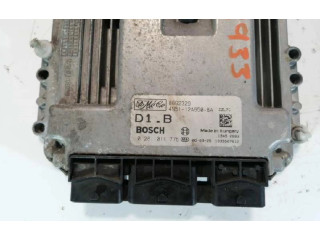 Блок управления двигателя 8692329   Volvo V50