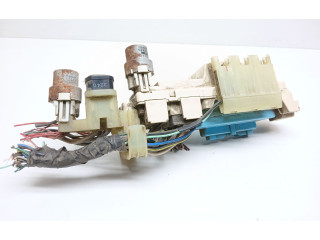 Pojistková skříňka 8264112010, 0689000760 Toyota Corolla E90 1990