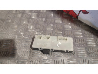 Блок управления крышки багажника