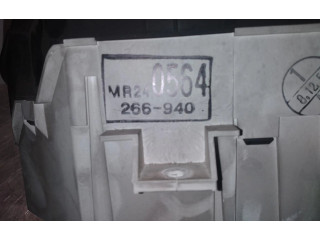 Панель приборов MR240564 Mitsubishi Space Wagon